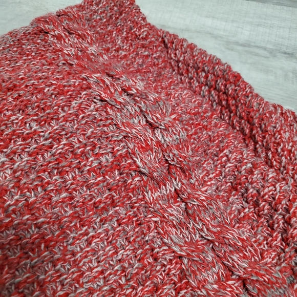 Mermaid Tail Blanket - Picture 10 of 13